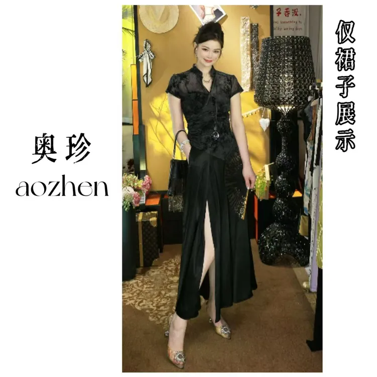 【芭蕾舞者】2025夏新品简约高腰长款大摆纯色半身裙