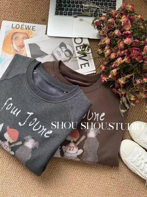  【瘦瘦】棒球男孩-大码圆领加绒插肩袖印花休闲套头卫衣S02152