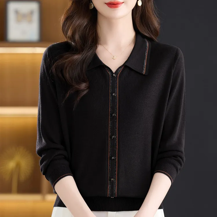 妈妈秋装薄款大码宽松T恤小衫2025新款中老年女装针织打底衫上衣