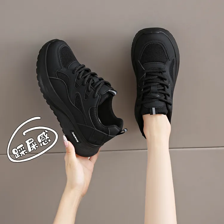 品牌断码TLXT踩屎感超软运动鞋女2025新款秋季全黑色久站不累工作