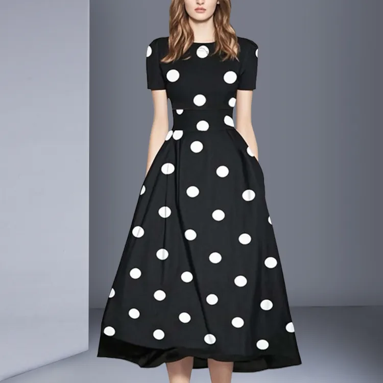 时尚气质高档波点连衣裙女2025夏季新款名媛修身显瘦小黑裙中长裙