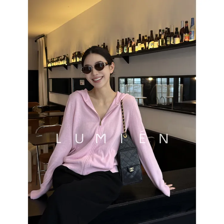 【LUMIEN 新品】“悠闲时光”亲肤羊绒混纺时尚休闲连帽衫LX5HSS131