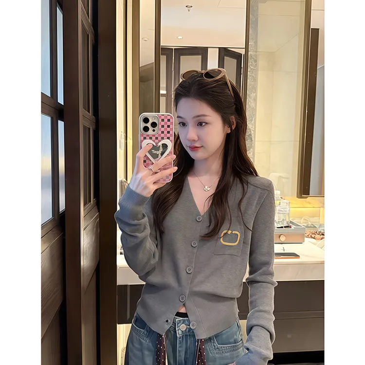 早秋法式时尚百搭复古V领毛针织衫收腰显瘦长袖外套辣妹风女穿搭