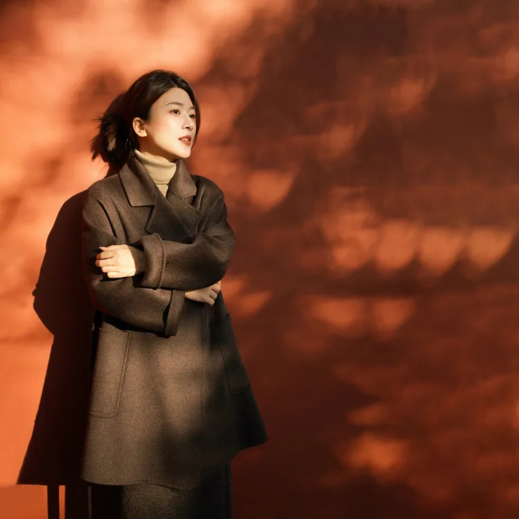 曼辰manchenh"瑰丽之夜"定制羊绒羊毛桑蚕丝散毛染色大衣