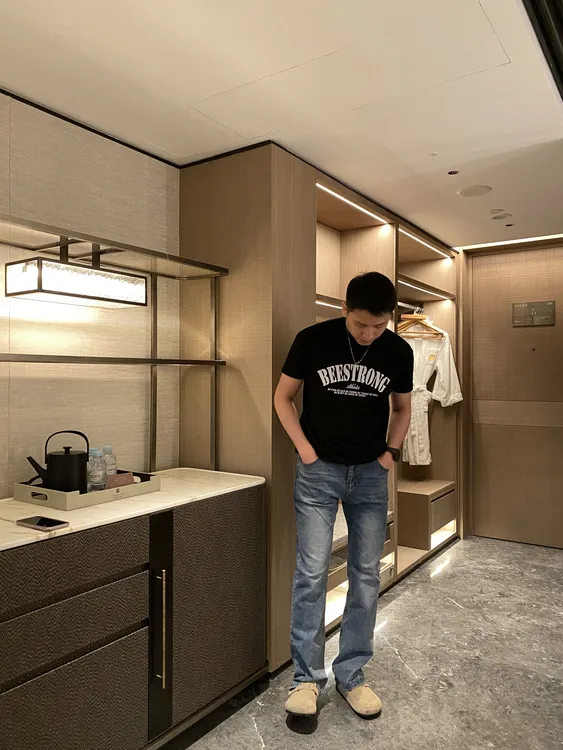 高街窄版直筒微喇早秋新款男款弹力百搭牛仔裤子美式复古修身时尚