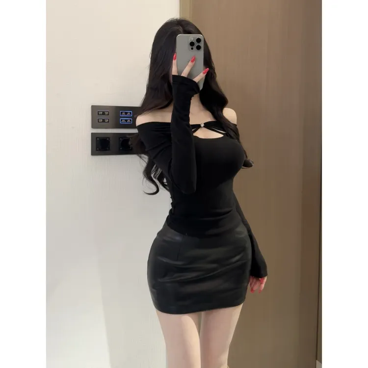 【蝴蝶骨】辣妹镂空交叉一字肩气质小众设计黑色打底衫性感长袖上衣