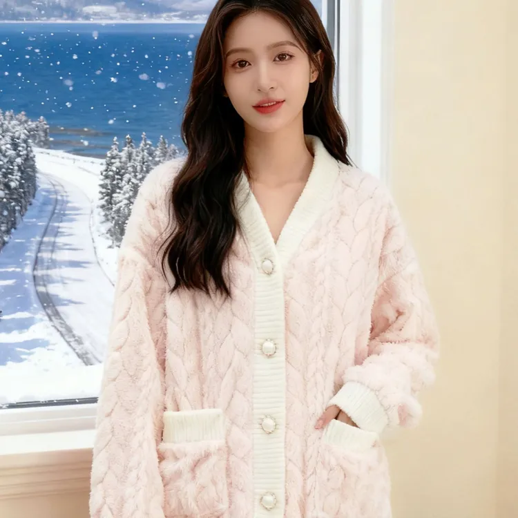 女士秋冬珊瑚绒加厚可爱卡通法兰绒保暖睡衣套装