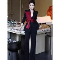 2025年秋季新款时尚减龄职业套装女设计感小众西装外套直筒裤套装