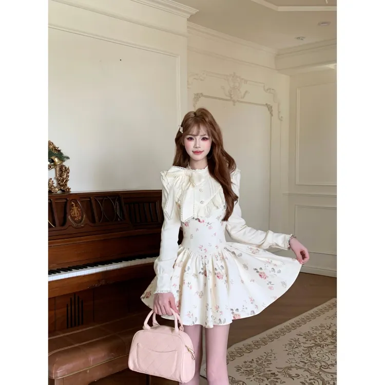 越韩小鱼 贝丽丝小姐 法式气质碎花连衣裙收腰蝴蝶结蓬蓬公主裙女