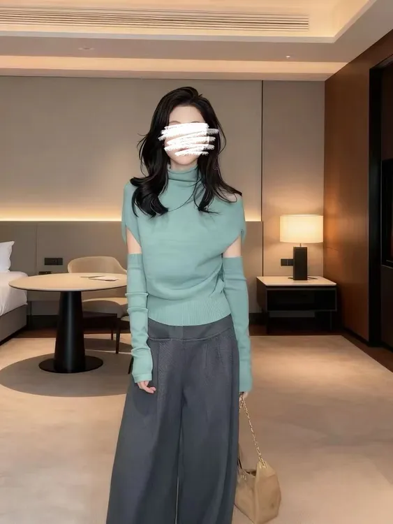 2025秋冬新款轻奢高级蝙蝠袖收腰圆领针织衫气质显瘦阔腿西裤套装