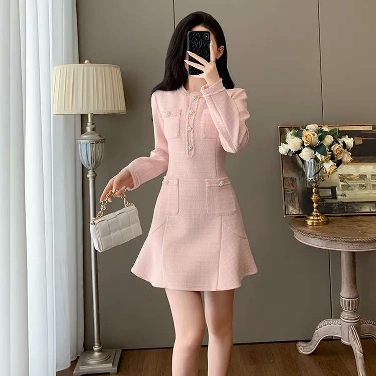 秋季长袖名媛时尚洋气收腰裙子法式富家千金小香风连衣裙女高级感