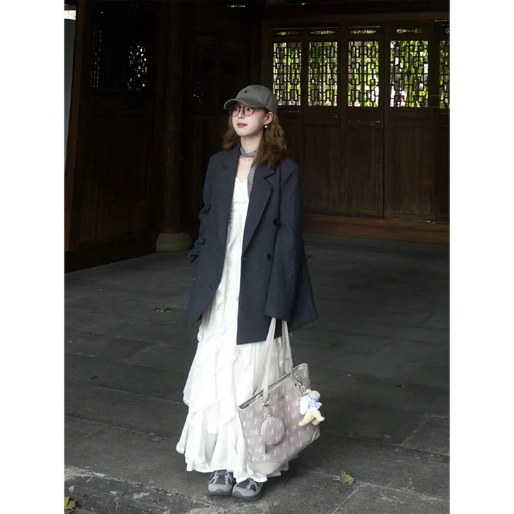 巨好看的早秋穿搭韩系休闲西装外套女2025新款秋季吊带裙西服套装