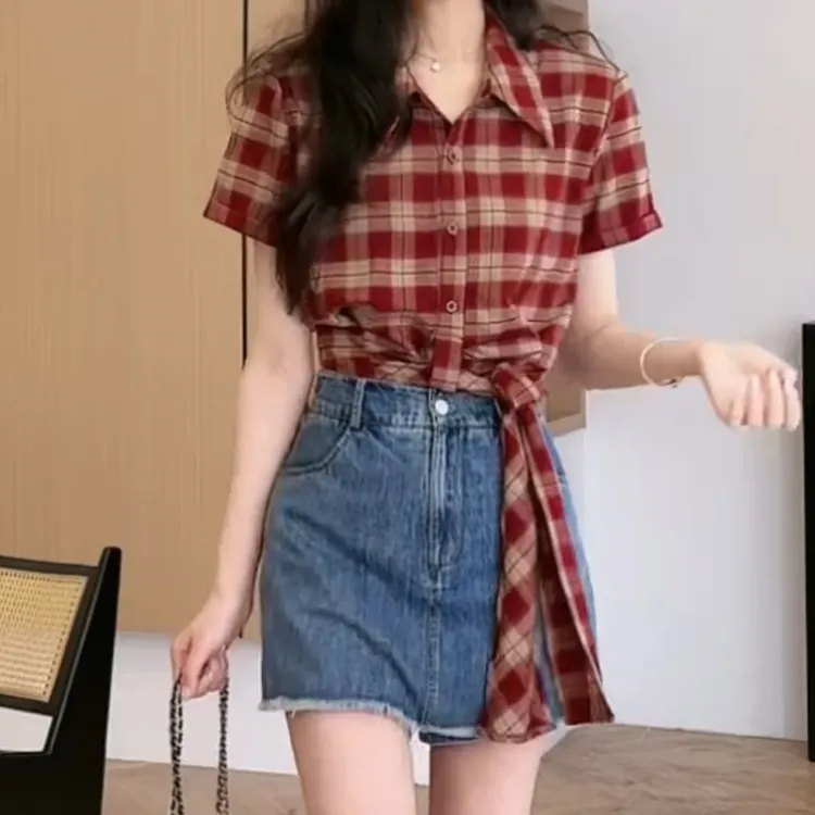 【复古港风】2025新款港风活力复古红格衬衫+牛仔半裙裤LK2504486