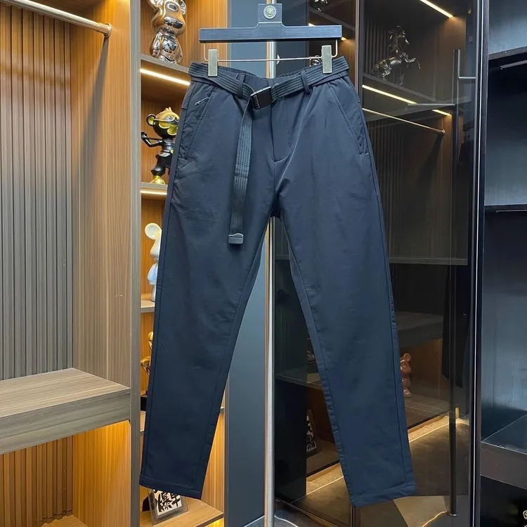 2025秋季新款男士户外休闲裤冲锋裤软壳防风弹力直筒裤潮流百搭
