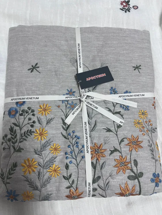 100%汉麻雨露重工刺绣双人床单230*250（1.35kg）