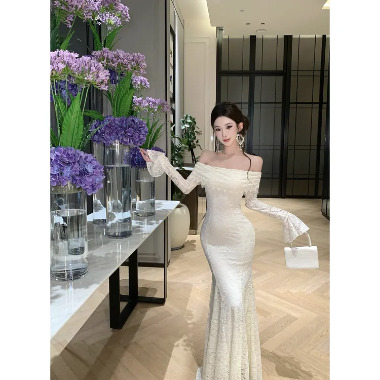 御姐气质一字肩蕾丝连衣裙鱼尾裙秋装女款爆款2025新款显瘦长袖