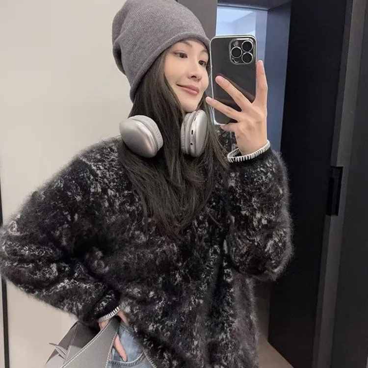 高端重工水墨提花羊绒衫女长毛拉绒拉毛针织衫宽松慵懒风圆领毛衣