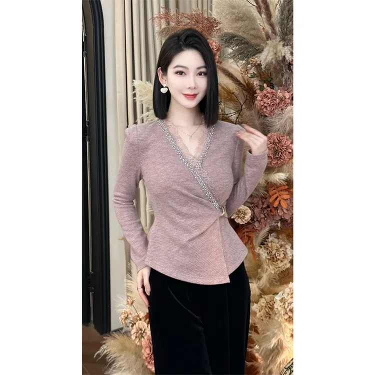 格娜新款秋冬打底蕾丝边v领长袖女秋季新款修身温柔风打底两件套