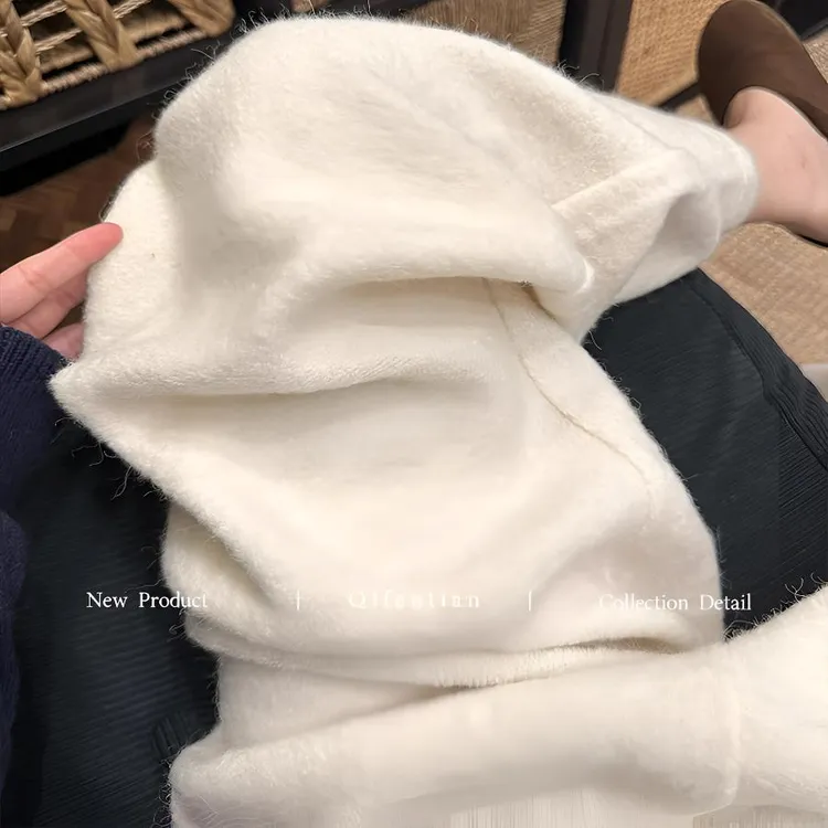 慵懒风白色直筒毛呢休闲裤女2025秋冬新款保暖显瘦软糯百搭阔腿裤