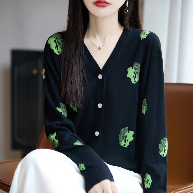 高级感提花V领针织开衫女初秋新款洋气减龄宽松显瘦修身百搭薄款