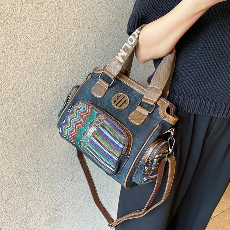 新款时尚2025高档百搭刺绣牛仔布手提包女包民族风撞色单肩斜挎包