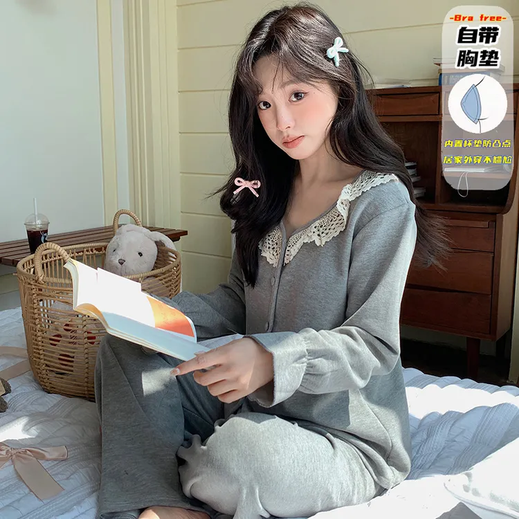 韩系花边甜美睡衣女秋冬新款保暖长袖德绒宽松带胸垫家居服外穿