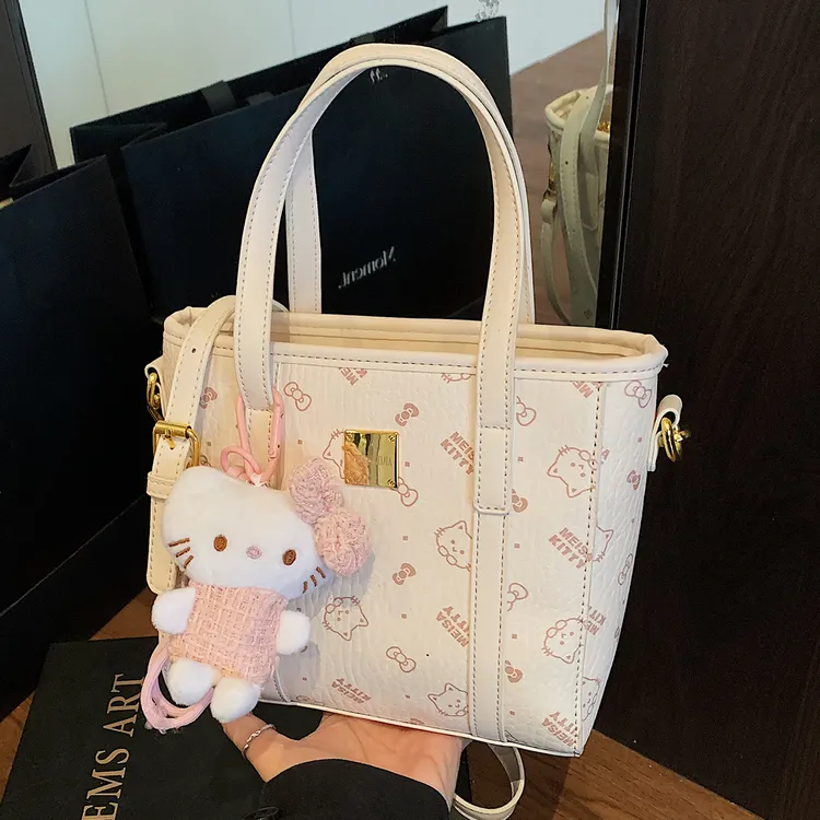 可爱少女手拎菜篮子包女2025新款卡通印花小熊单肩包高级感斜挎包