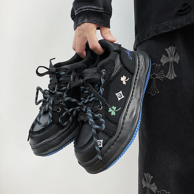 潮鞋内增高2025冬季新款面包鞋男女同款厚底小白鞋刺绣运动休闲鞋
