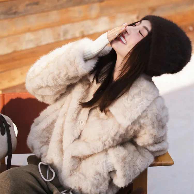 Moprobably李予诺「露娜」时尚百搭纽扣翻领保暖外套L5481098