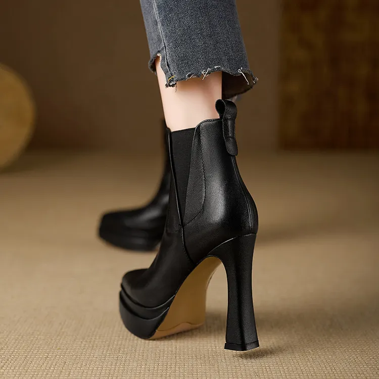 欧美范设计感小众11.8CM高跟时装靴方头细跟百搭真皮短靴短筒单靴