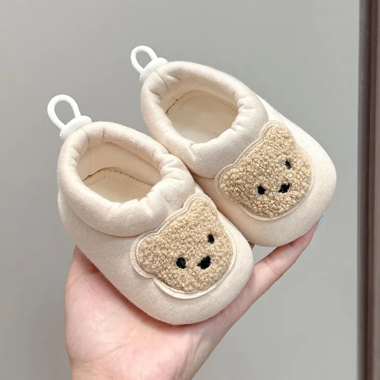 婴儿鞋袜0-6-12个月到1岁步前鞋子春秋冬季男女宝宝软底不掉学步2