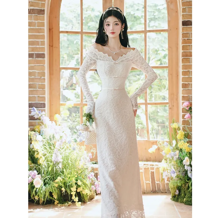 2025秋季法式甜美温柔风白色蕾丝连衣裙长袖收腰气质长裙结婚仙女