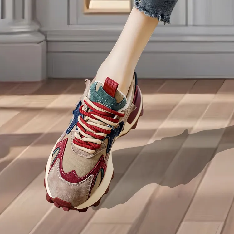 欧洲站小蛮腰阿甘鞋女红色运动鞋2024春季新款女鞋老爹鞋女显脚小