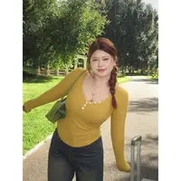 DMcc【恋综女友】高级感v领t恤内搭打底衫女早秋可外穿修身长袖上衣