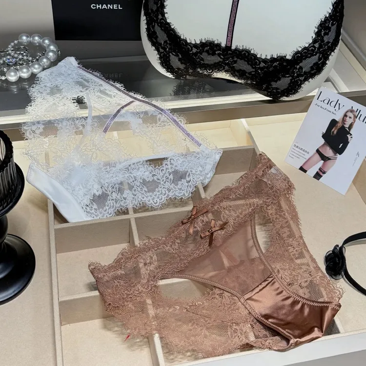 性感低腰闪钻纯欲蕾丝内裤女士新款2025年秋