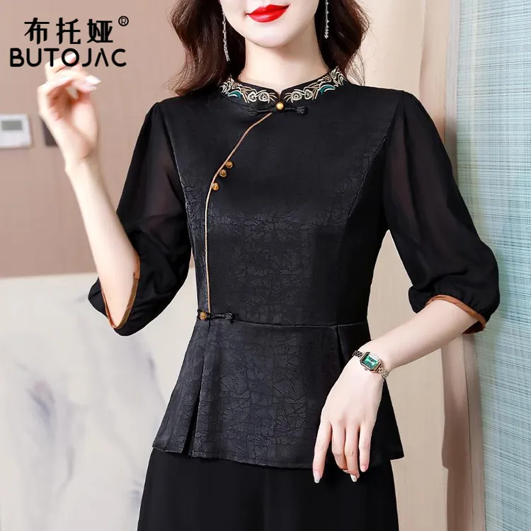 中式复古刺绣中袖衬衫女士装春夏修身短款唐装洋气妈妈七分袖上衣