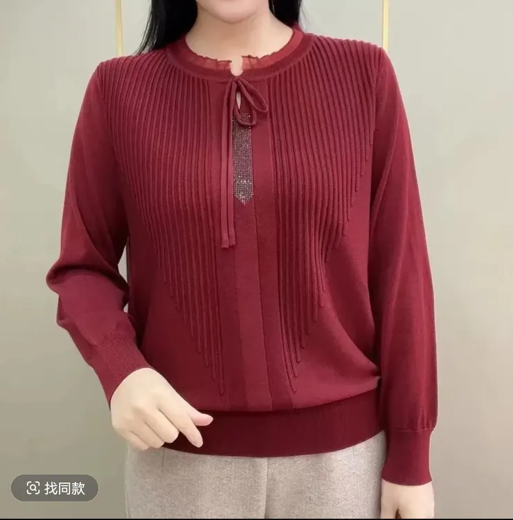 潮流中年女士纯色拼接烫钻针织衫冬季厚款保暖内搭打底减龄妈妈装