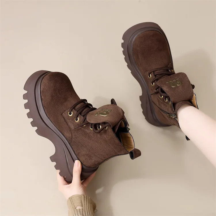 2025新款秋季复古马丁靴女款小个子厚底增高显瘦百搭时尚短靴子