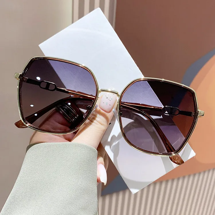 大框墨镜女款适合方圆脸闪粉设计防晒防紫外线显脸小