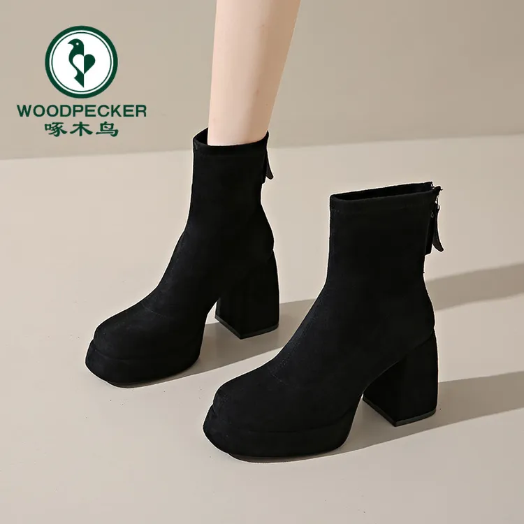 啄木鸟粗跟马丁靴女2025秋冬新款短筒靴绒面小个子增高9公分靴子