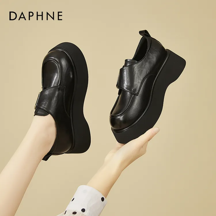 达芙妮棕色复古单鞋2025新款春季增高厚底松糕乐福女鞋英伦小皮鞋