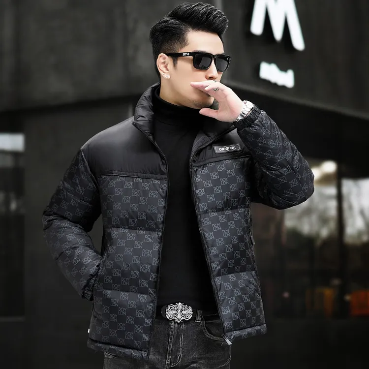 冬季新款男士高档鹅绒短款羽绒服男加厚保暖立领潮流青年时尚外套