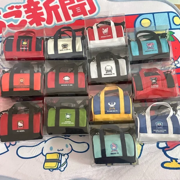 韩%可爱三丽鸥库洛米美乐蒂玉桂狗丑鱼迷你耳机包收纳包小拎包