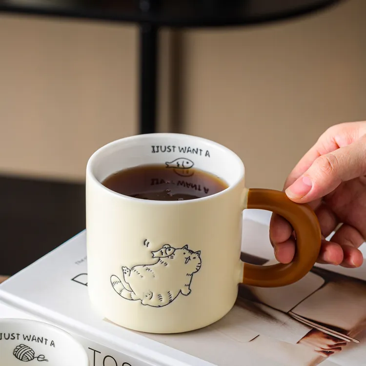 创意呆萌猫咪马克杯手绘陶瓷杯男女生日礼物家用水杯早餐杯咖啡杯