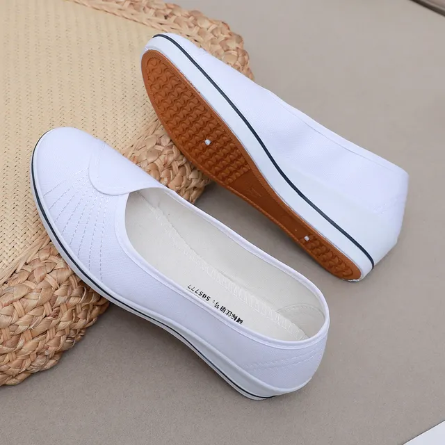 一字牌护士鞋女白色坡跟新款美容鞋透气防滑软底小白鞋舞蹈表演鞋