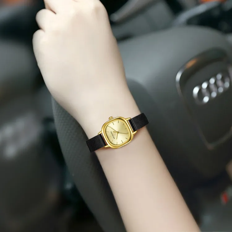 黑金小方糖手表女2025新款名牌正品高颜值石英女表百搭时尚小金表
