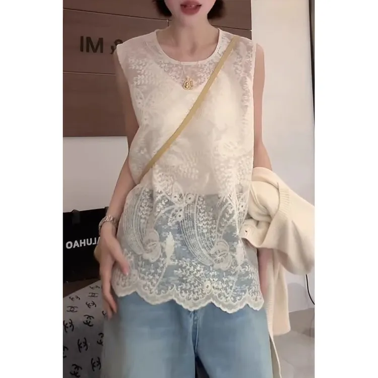 法式温柔圆领无袖绣花蕾丝衫女2025夏季新款时尚叠穿宽松休闲上衣