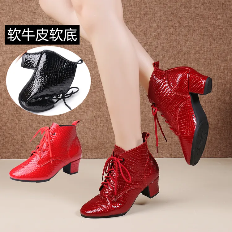 秋冬季高帮靴子真皮舞蹈鞋石头纹软底广场舞交谊舞外穿中跟女短靴