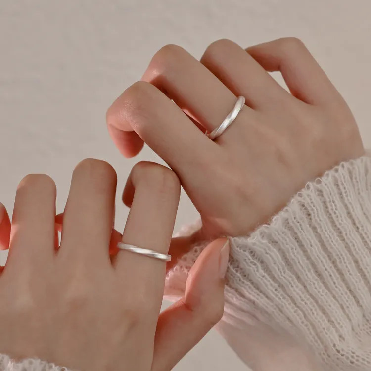 足银戒指 999纯银莫比乌斯环戒指男女款2025新款爆款情侣对戒情侣