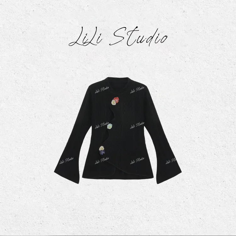 PCNY丨不理理「墨菱彩缀」花朵修饰菱纹喇叭袖针织开衫